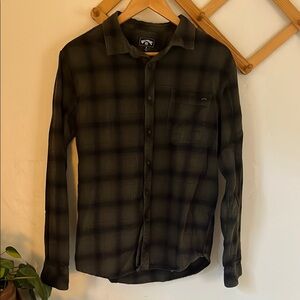 Billabong Men’s Flannel Button Down